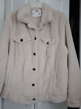 Ci Sono Cream Faux Fur Button-Front Teddy Jacket